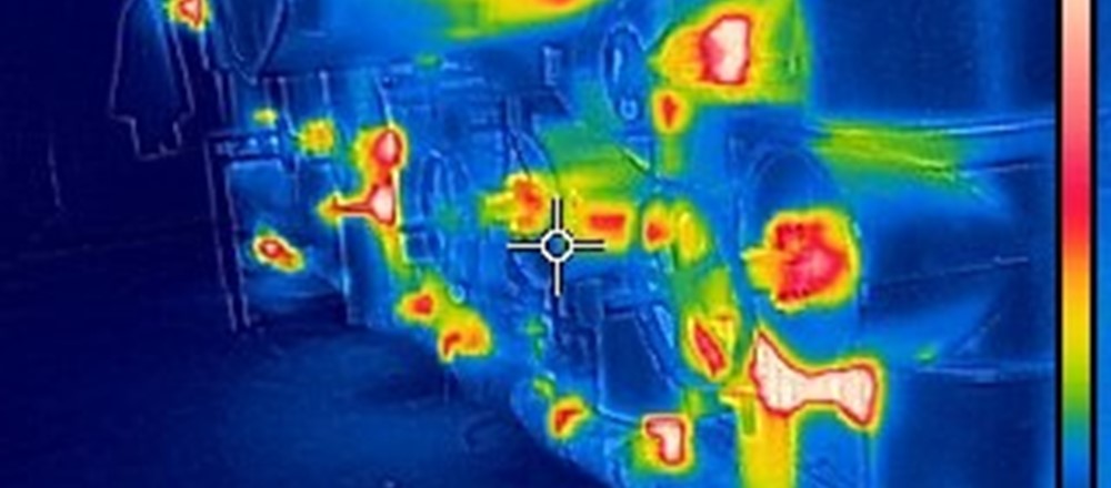 Termografiskt foto av värmeläckage i kulvert